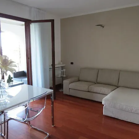 Apartment Villino Del Sole With Lake View Apts Arizzano