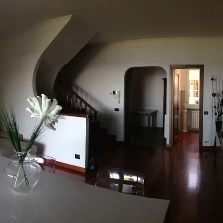 Apartment Villino Del Sole With Lake View Apts *